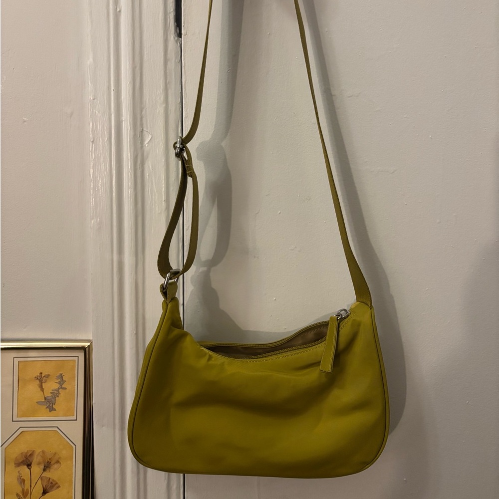 Weekday Olive Shoulder Bag in Mustard-Green
